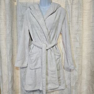 Juicy Couture White Hooded Plush Robe